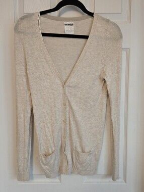 Pull&Bear Beige V-neck Cardigan In Size Small